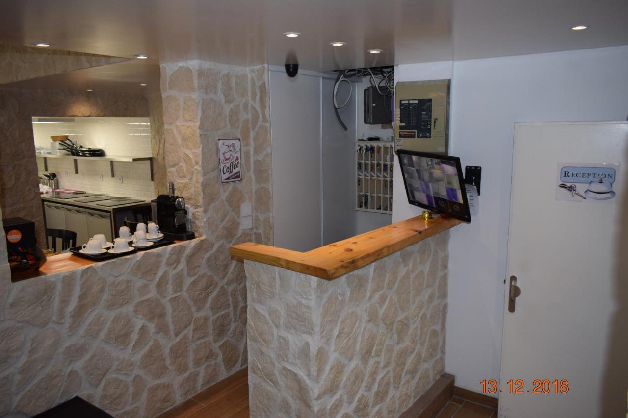 Lyonnais Ostello Nizza