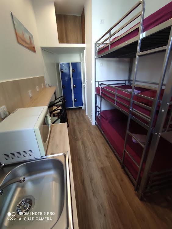 Hostal Lyonnais *