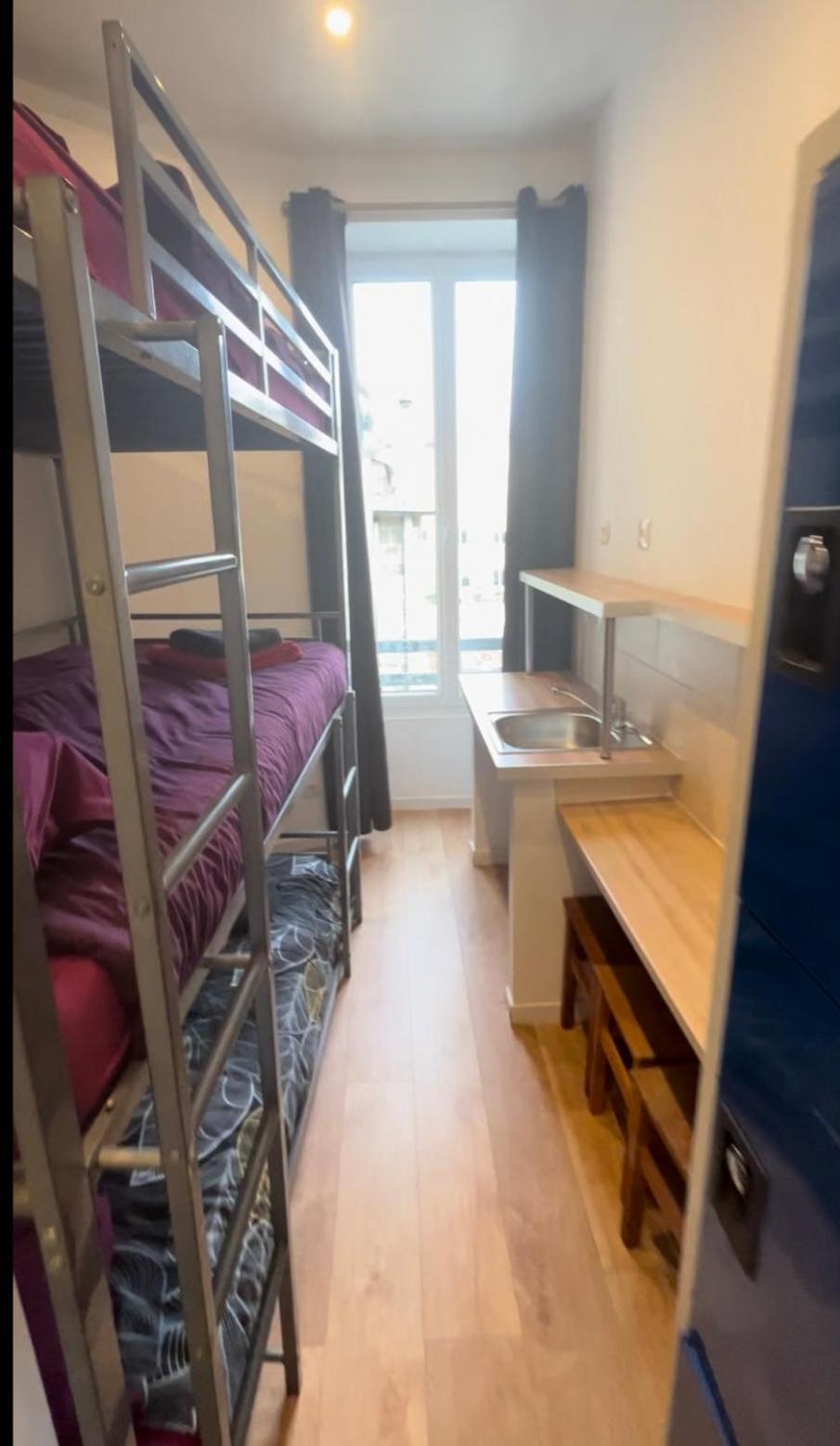 Hostal Lyonnais